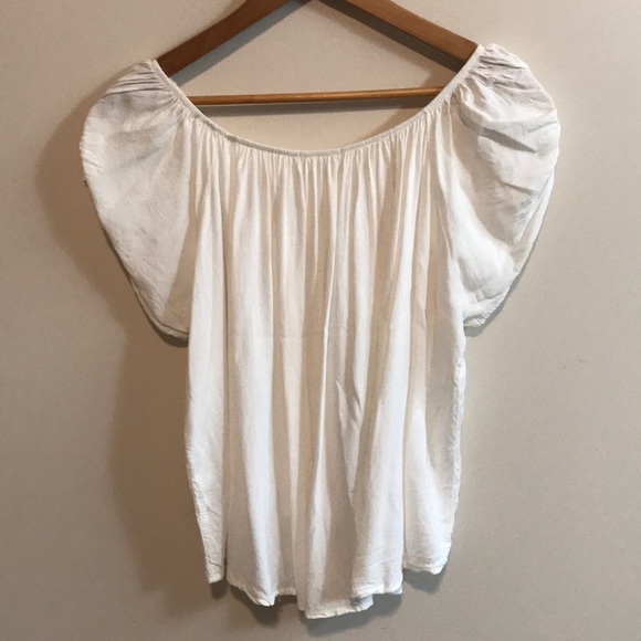 Flowy white summer top - Picture 3 of 4